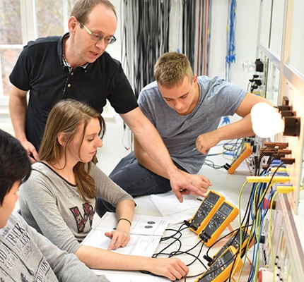 Building a Fiber Optic Workforce: Getting young people interested in broadband careers
