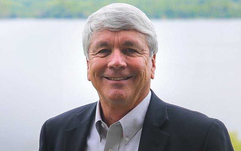 Kirk Davis headshot
