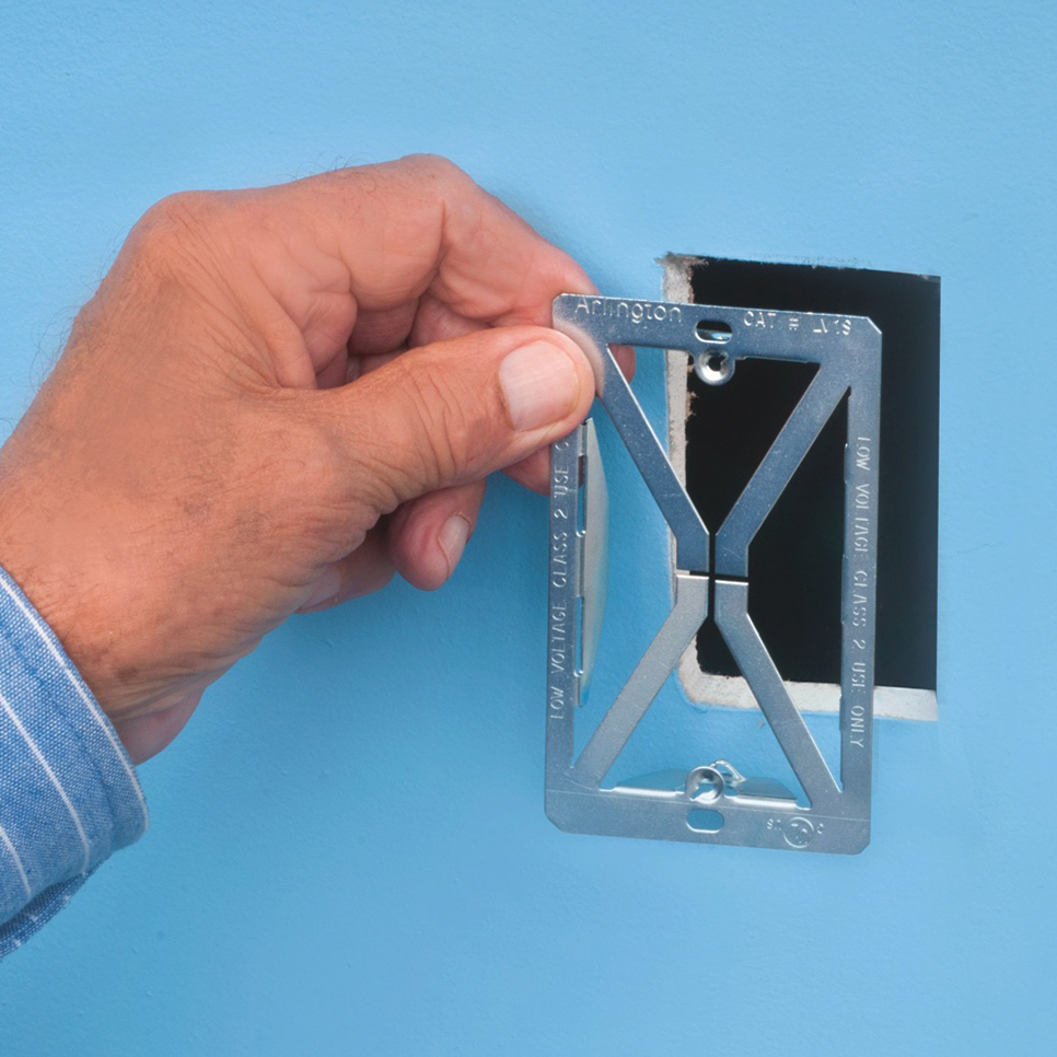 Arlington Industries’ Mounting Bracket